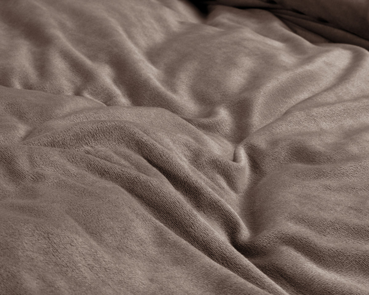 Dekbedovertrek velvet taupe 140 x 220 cm, effen, met 1 kussensloop 60 x 70 cm voor de slaapkamer