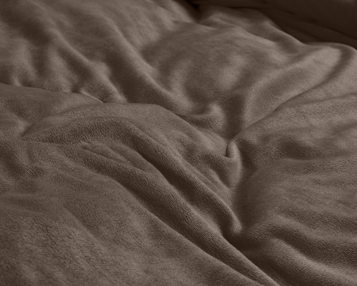 Dekbedovertrek velvet taupe 140 x 220 cm, effen, met 1 kussensloop 60 x 70 cm voor de slaapkamer