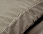Dekbedovertrek velvet taupe 140 x 220 cm, effen, met 1 kussensloop 60 x 70 cm voor de slaapkamer