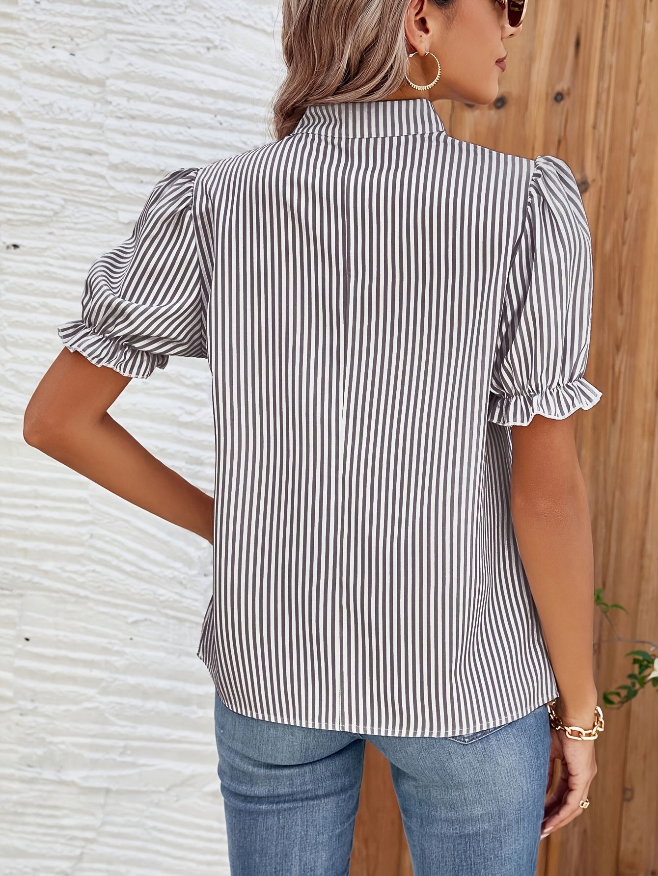 Women's blouse with stand-up collar and puff sleeves – Striped casual shirt for spring and summer