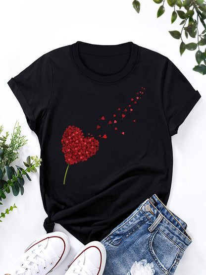 Women's T-Shirt with Heart Pattern – Trendy Casual Shirt for Summer and Everyday Wear