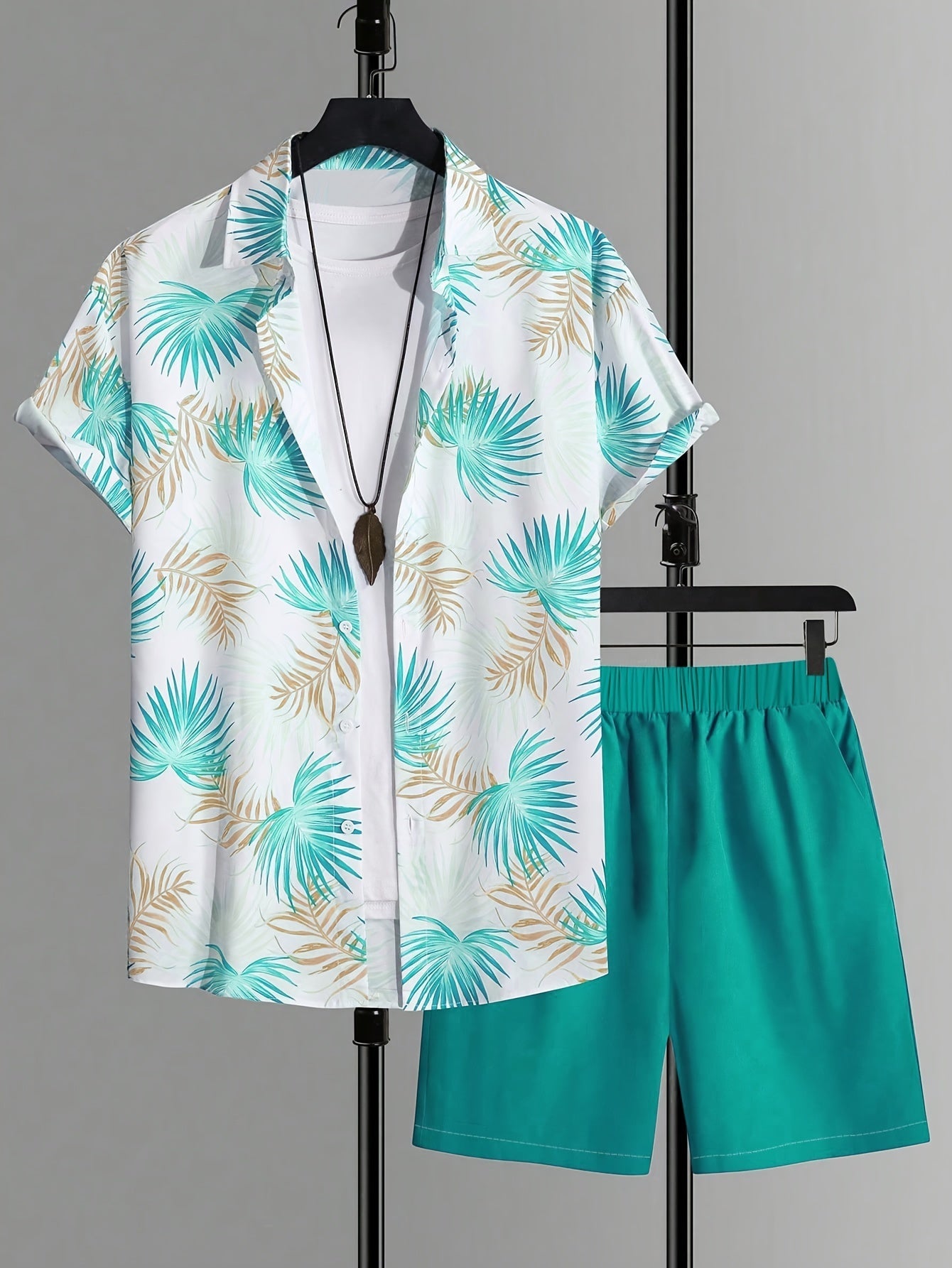 Herren Sommer Strand Set – Tropisches Kurzarmhemd & Shorts – Modisches Freizeit Outfit
