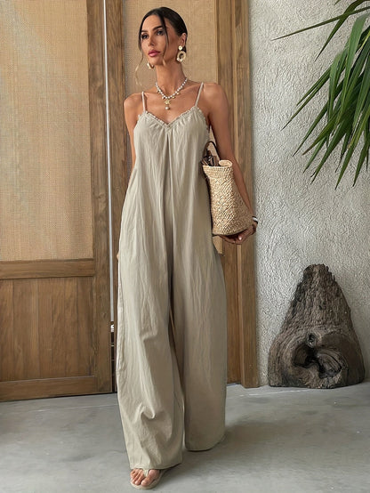 Damen Weit Bein Jumpsuit mit Spaghettiträgern und V-Ausschnitt – Eleganter Freizeit- und Abendstil
