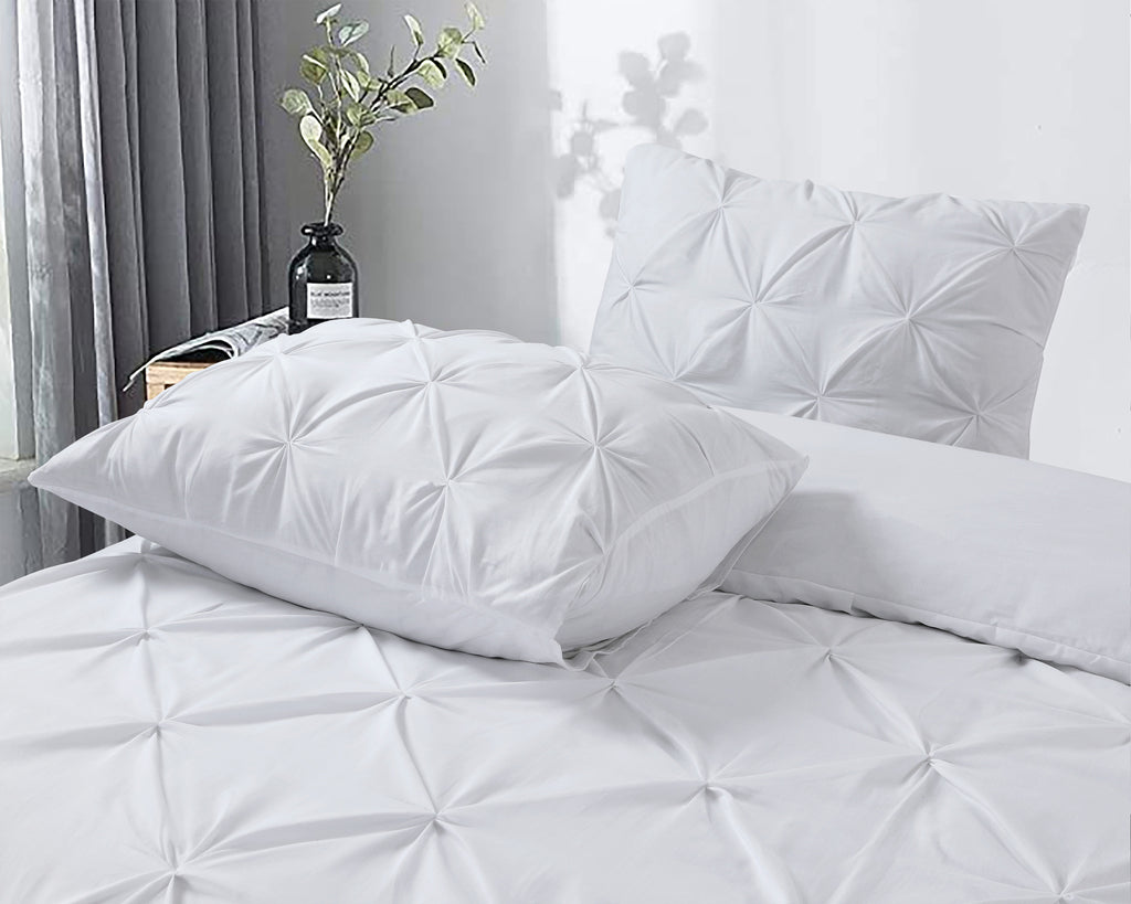 Dekbedovertrek katoen pintuck Salvador wit 240 x 220 cm, met kussenslopen 60 x 70 cm