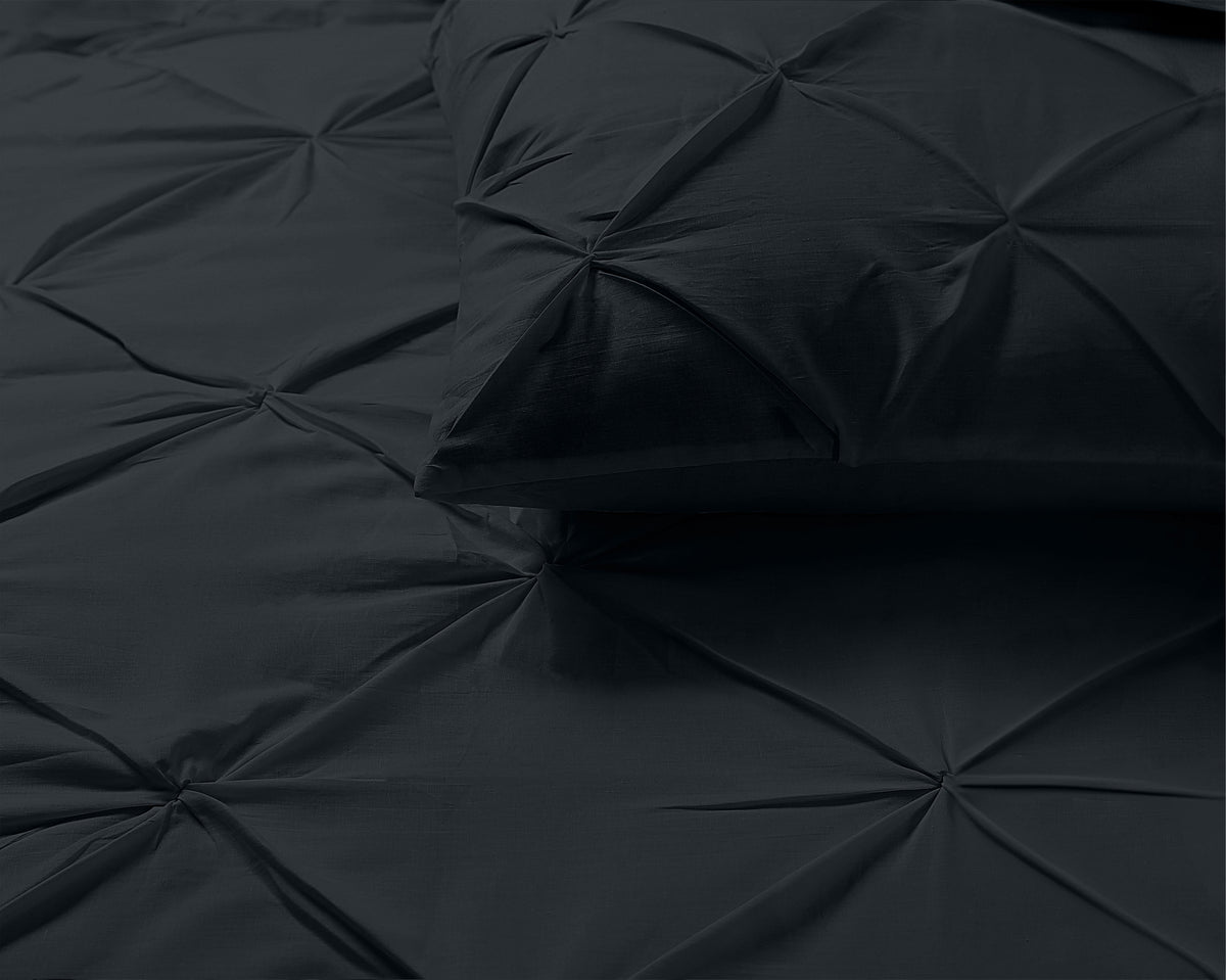 Dekbedovertrek katoen pintuck Salvador zwart 240 x 220 cm, met 2 kussenslopen 60 x 70 cm
