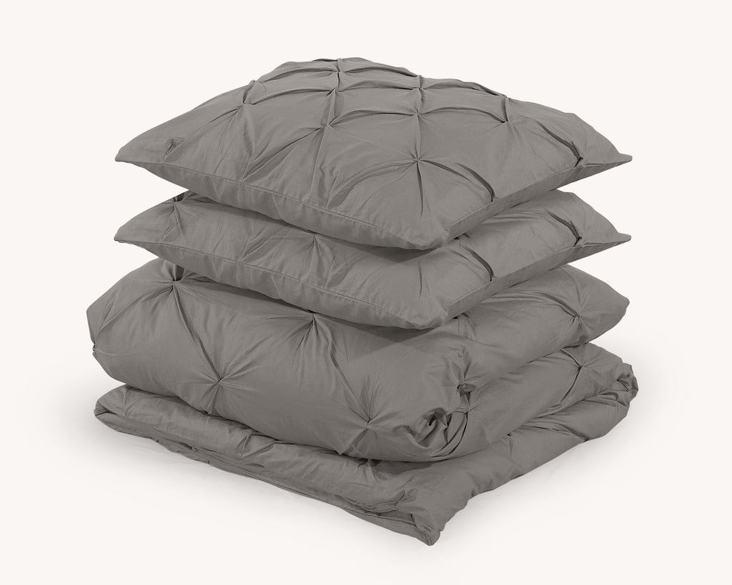 Dekbedovertrek katoen pintuck Salvador taupe 240 x 220 cm, met 2 kussenslopen 60 x 70 cm