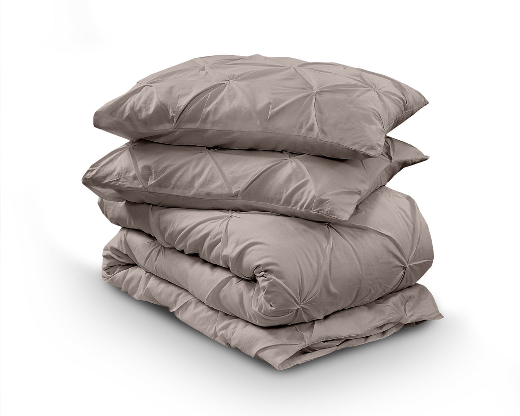 Dekbedovertrek katoen pintuck Salvador taupe 240 x 220 cm, met 2 kussenslopen 60 x 70 cm