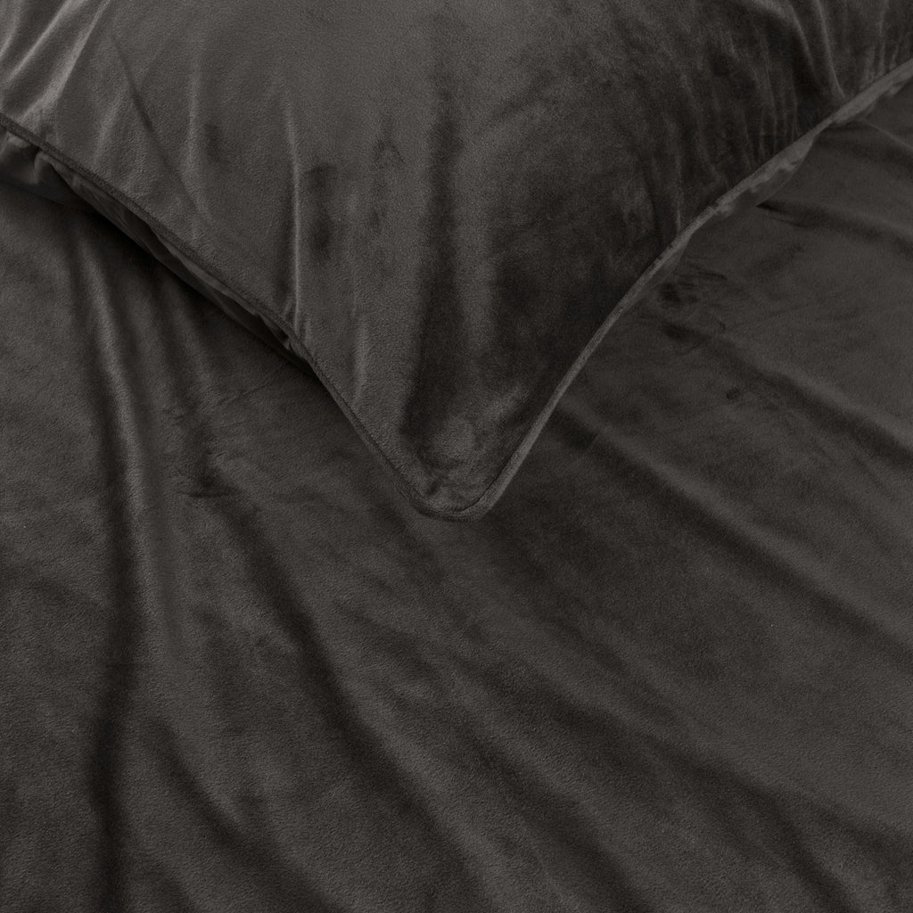 Dekbedovertrek fluweel polyester en microvezel taupe 140 x 220 cm, met kussensloop en drukknopen