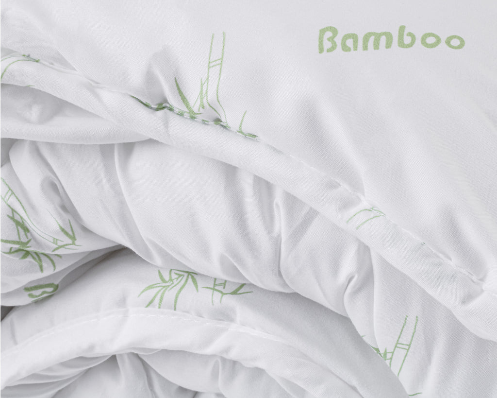 Dekbed polyester bamboe touch wit 240 x 200 cm, holle vezelvulling, warmteklasse 2
