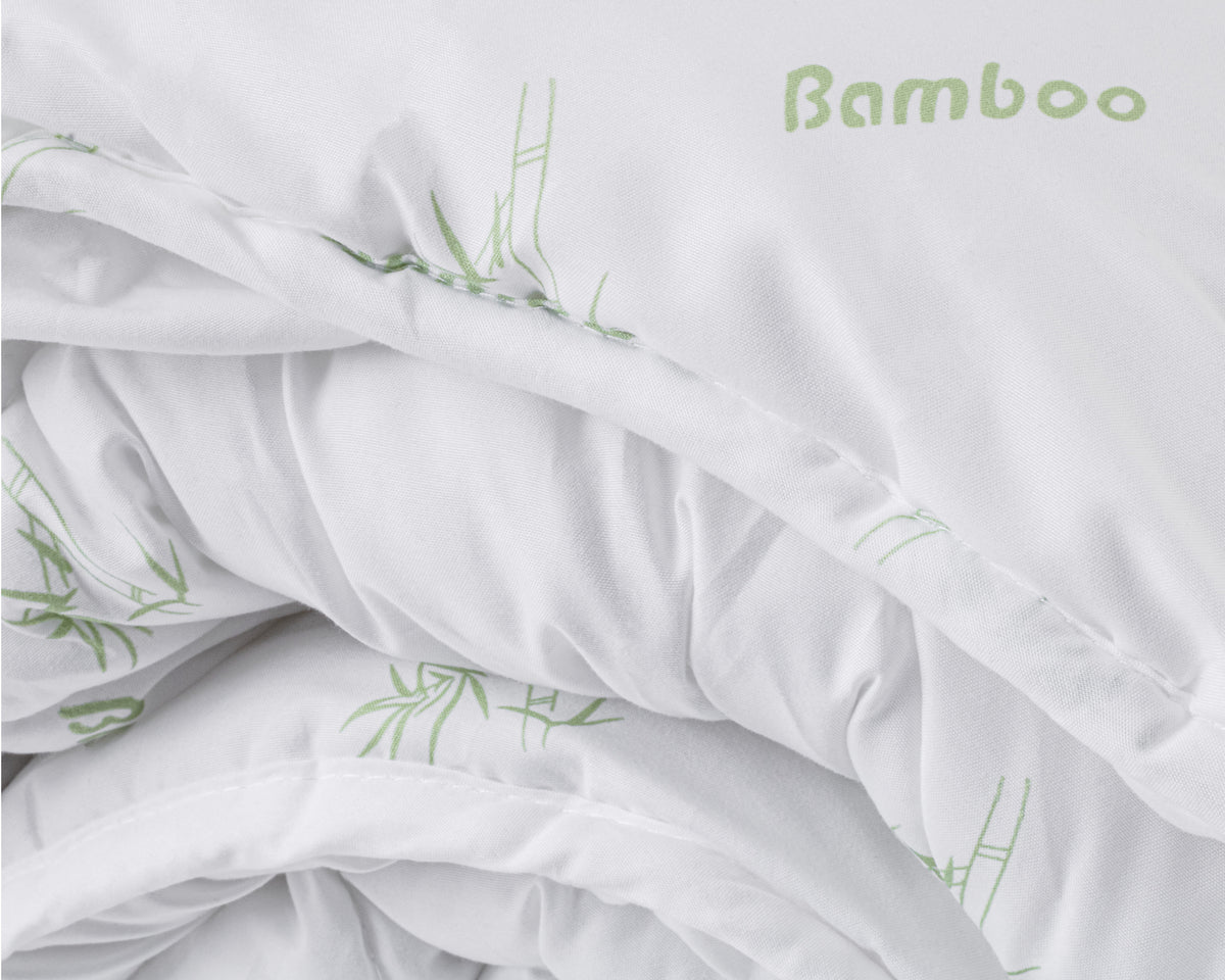 Dekbed polyester bamboe touch wit 240 x 200 cm, holle vezelvulling, warmteklasse 2