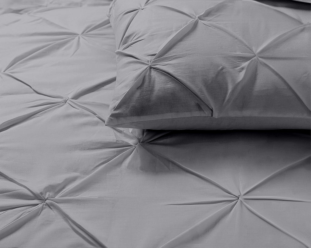 Dekbedovertrek katoen ranforce pintuck grijs 240 x 220 cm, met 2 kussenslopen 60 x 70 cm