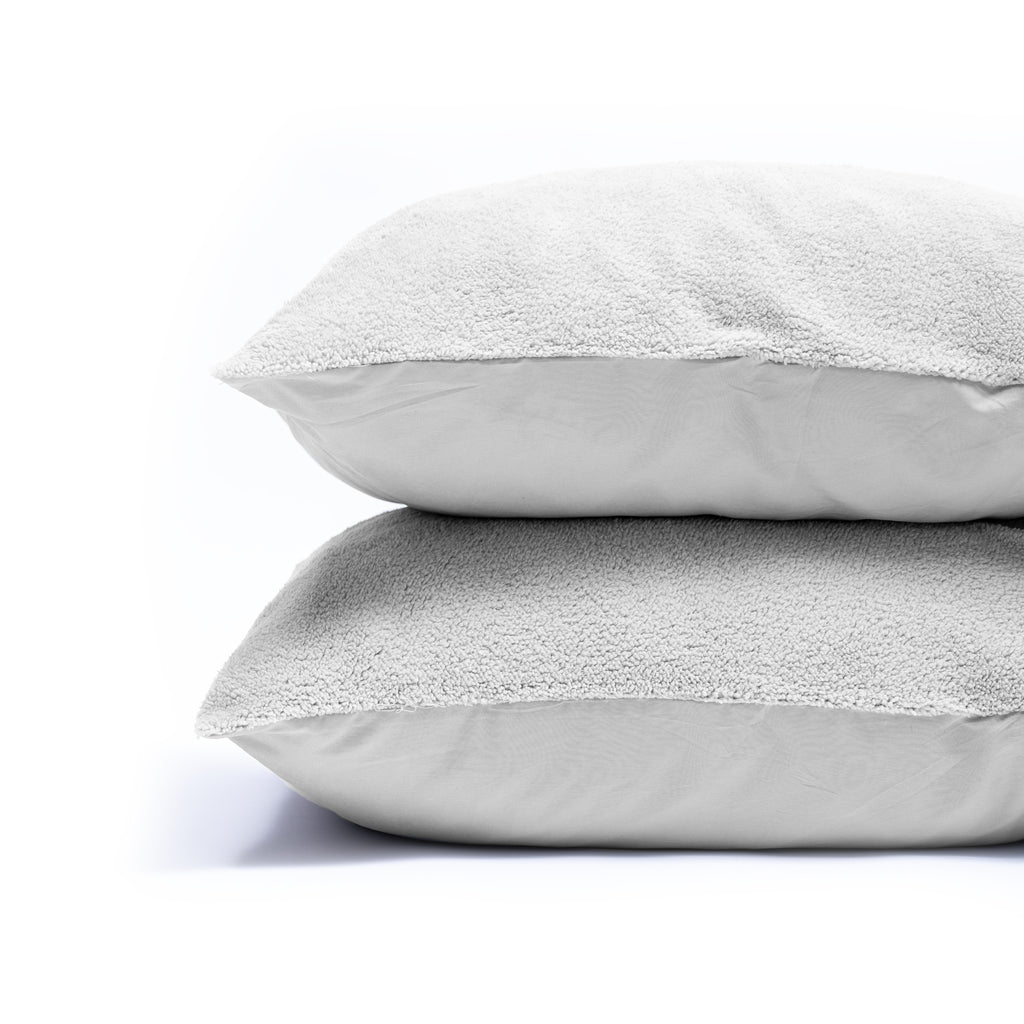 Kussenslopen teddy polyester grijs 60 x 70 cm, set van 2 met envelopsluiting voor de slaapkamer