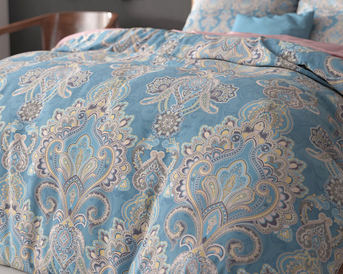 Dekbedovertrek microvezel Giselle blauw met ornamentprint 240 x 220 cm, met 2 kussenslopen 60 x 70 cm