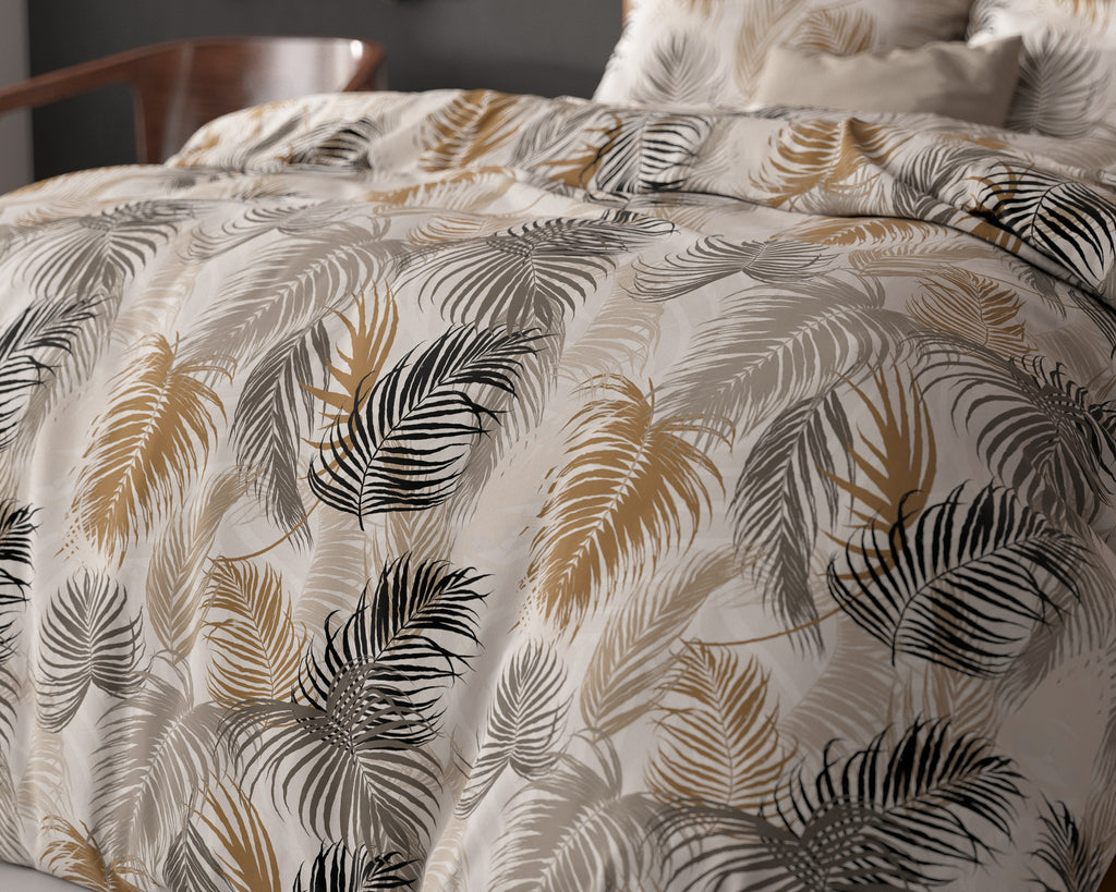 Dekbedovertrek micropercal katoen Feather District zand met bladprint 240 x 220 cm, met 2 kussenslopen 60 x 70 cm