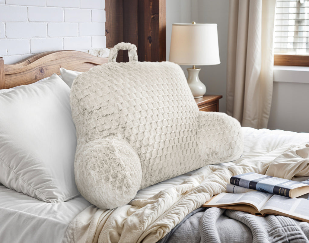 Leeskussen met armleuningen polyester jacquardflanel crème 34 x 50 cm, met draaghandvat voor bed en bank