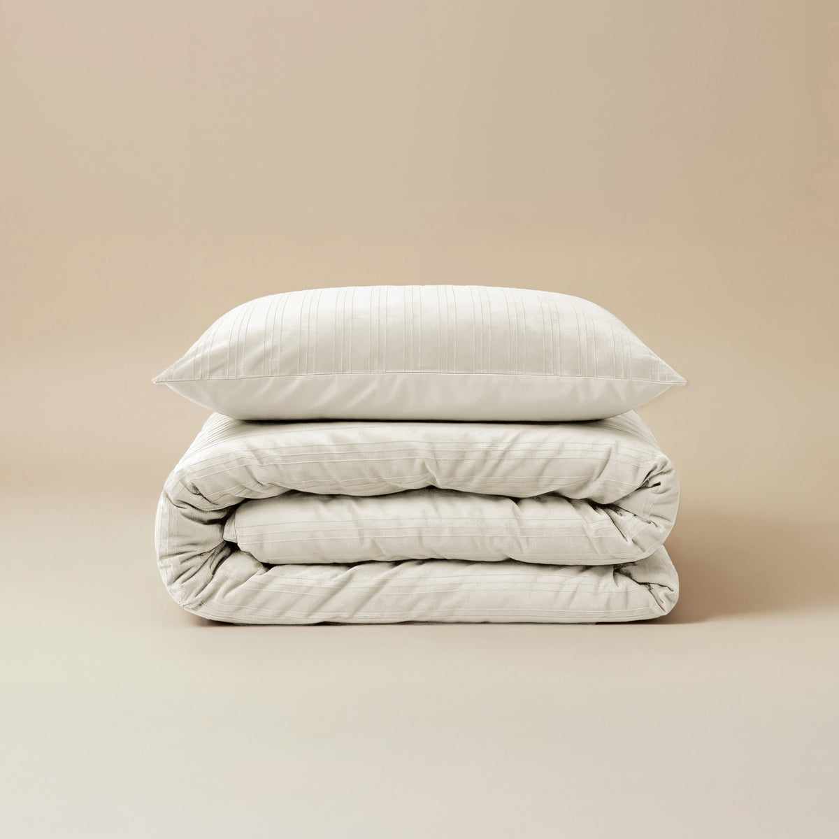 Dekbedovertrek fluweel beige effen 140 x 220 cm, met 1 kussensloop voor de slaapkamer