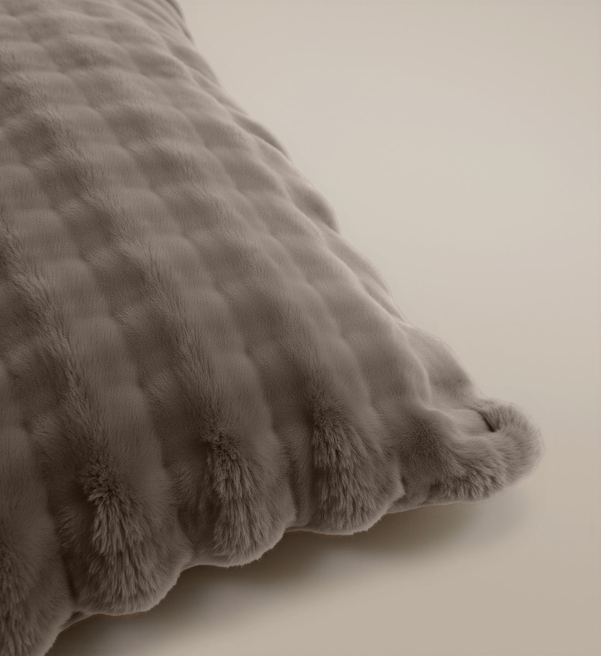Dekbedovertrek pompon flanel fleece taupe 240 x 220 cm, met microfiber onderzijde en kussenslopen