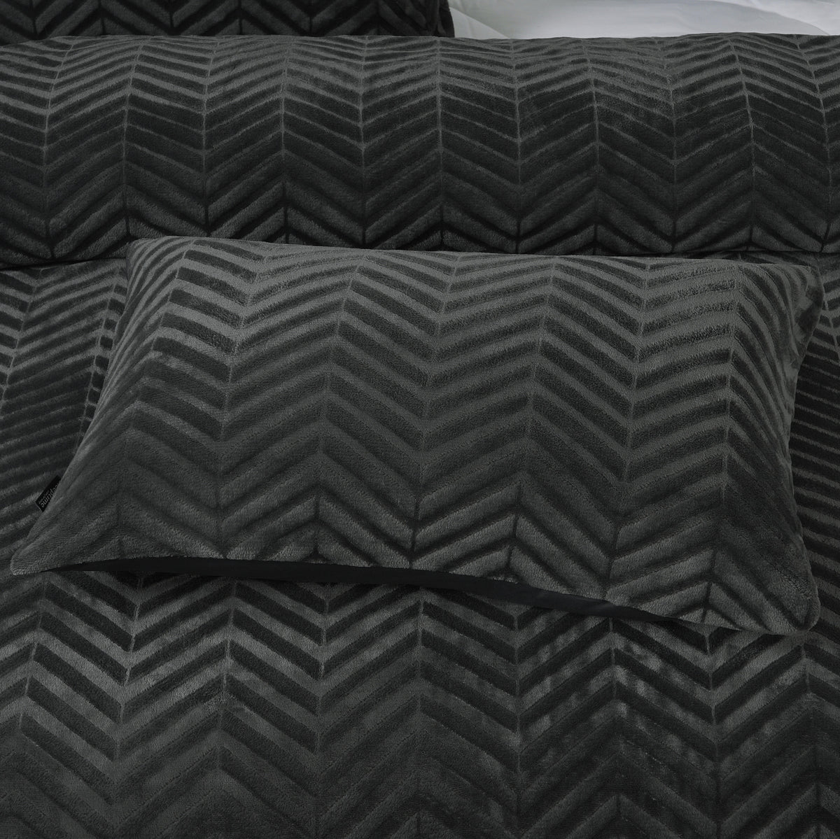 Dekbedovertrek teddy polyester Chevron antraciet 140 x 200/220 cm, met kussensloop, visgraatmotief