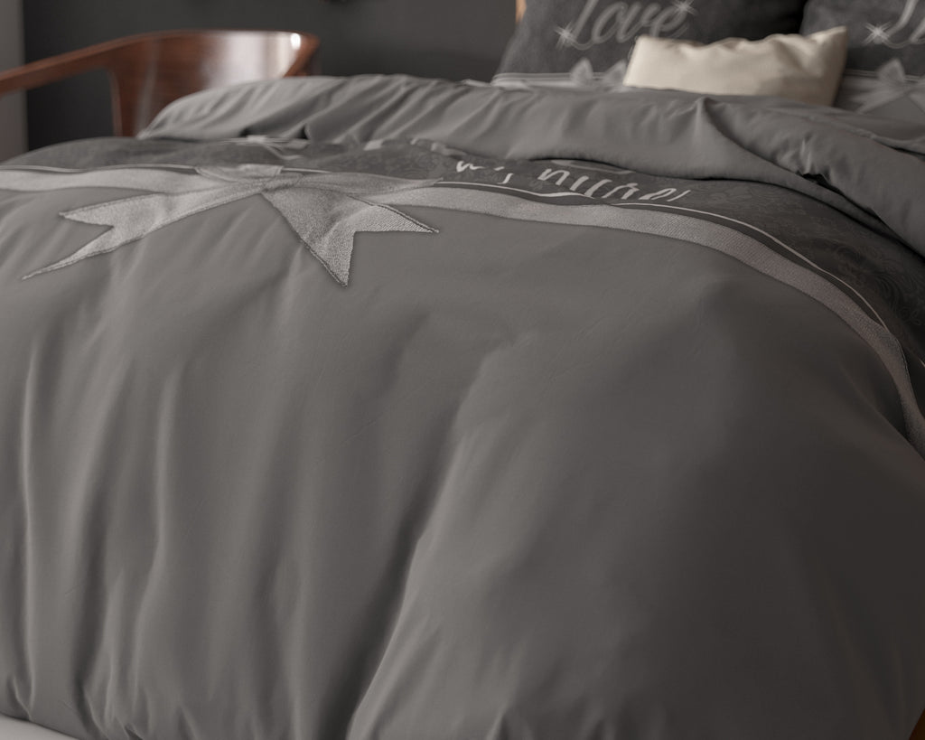 Dekbedovertrek Pure Love grijs 240 x 200/220 cm, romantische print Our Love is pure voor de slaapkamer