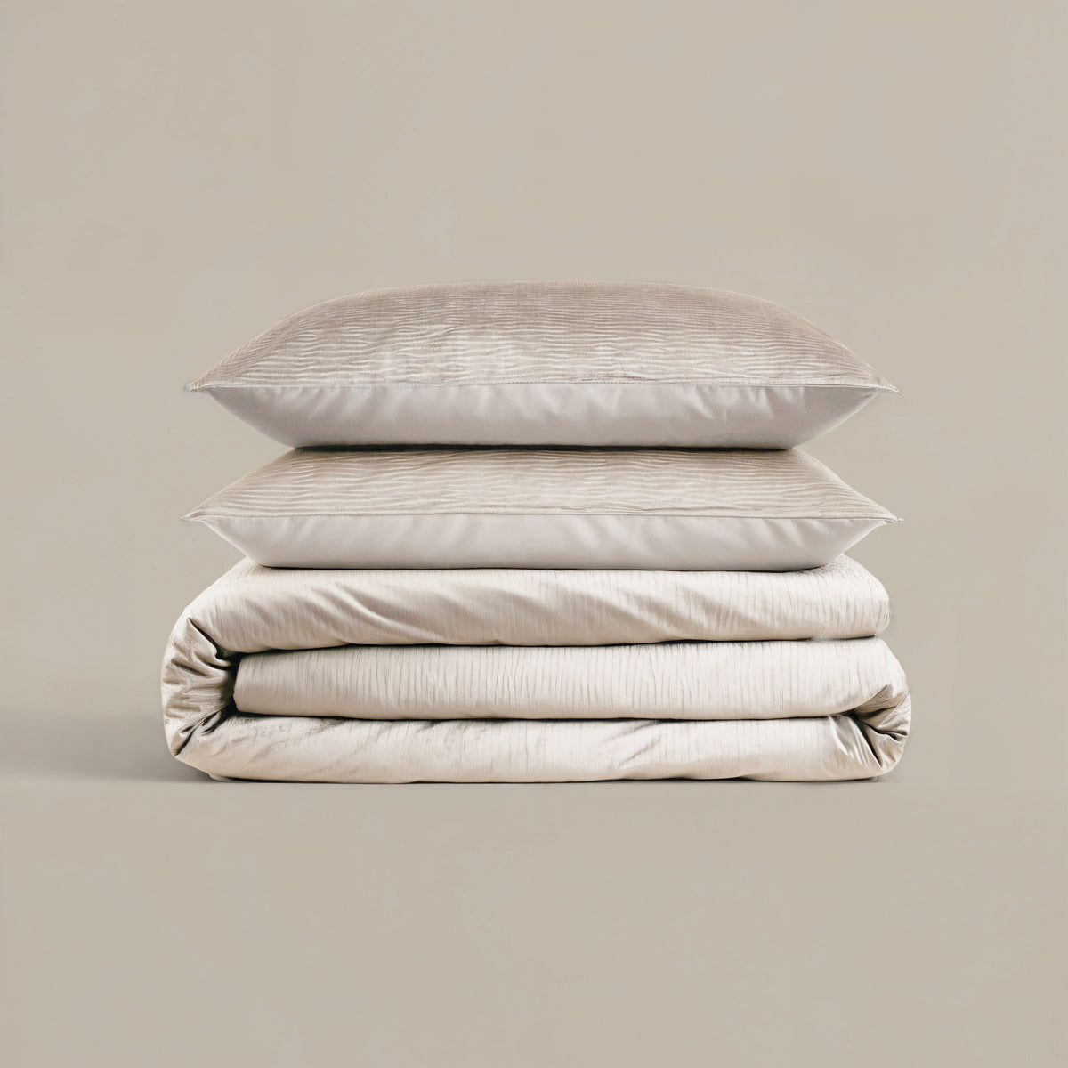 Dekbedovertrek fluweel velvet crème 240 x 220 cm, met 2 kussenslopen 60 x 70 cm