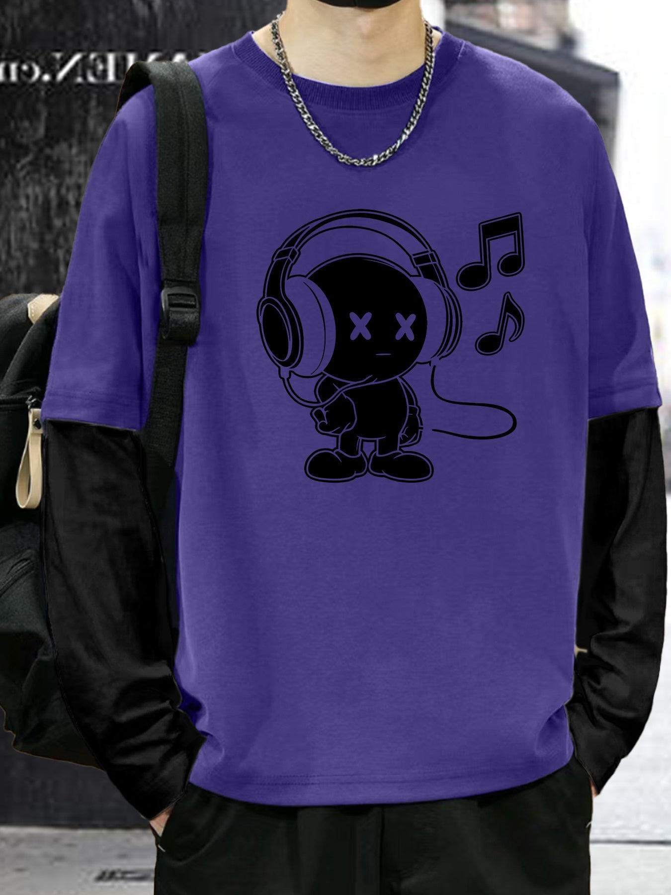 Unisex Langarmshirt mit Cartoon-Kopfhörer-Print in Layer-Optik