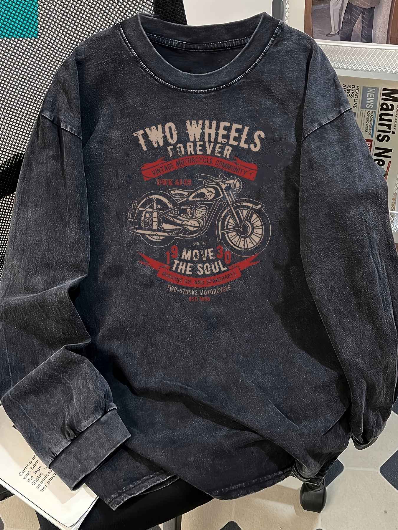 Unisex Langarmshirt mit Motorrad-Print, verwaschener Look, Dunkelgrau