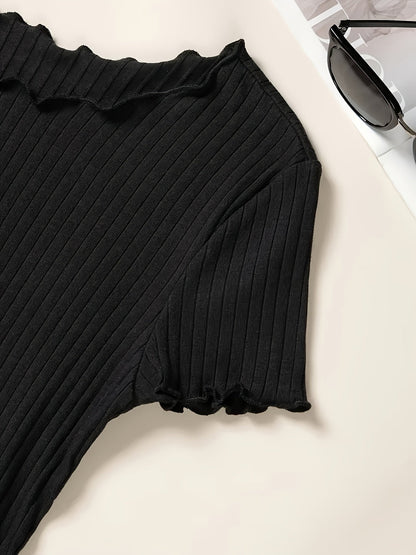 Women's short-sleeve ribbed top with wavy hem – fashionable basic for everyday and office wear