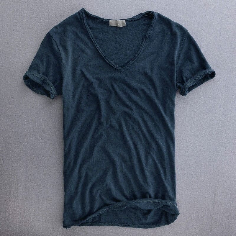 Men's V-neck undershirt – Contemporary casual shirt for everyday life and office
