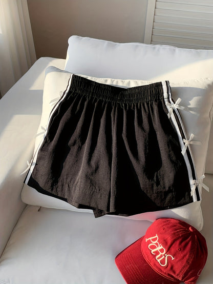 Women's casual shorts with bows and stripes for summer – regular fit, vacation style