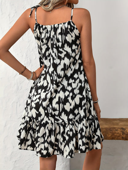 Damen Sommerkleid mit abstraktem Muster und Rüschen – Lässiges Trägerkleid für Freizeit und Urlaub