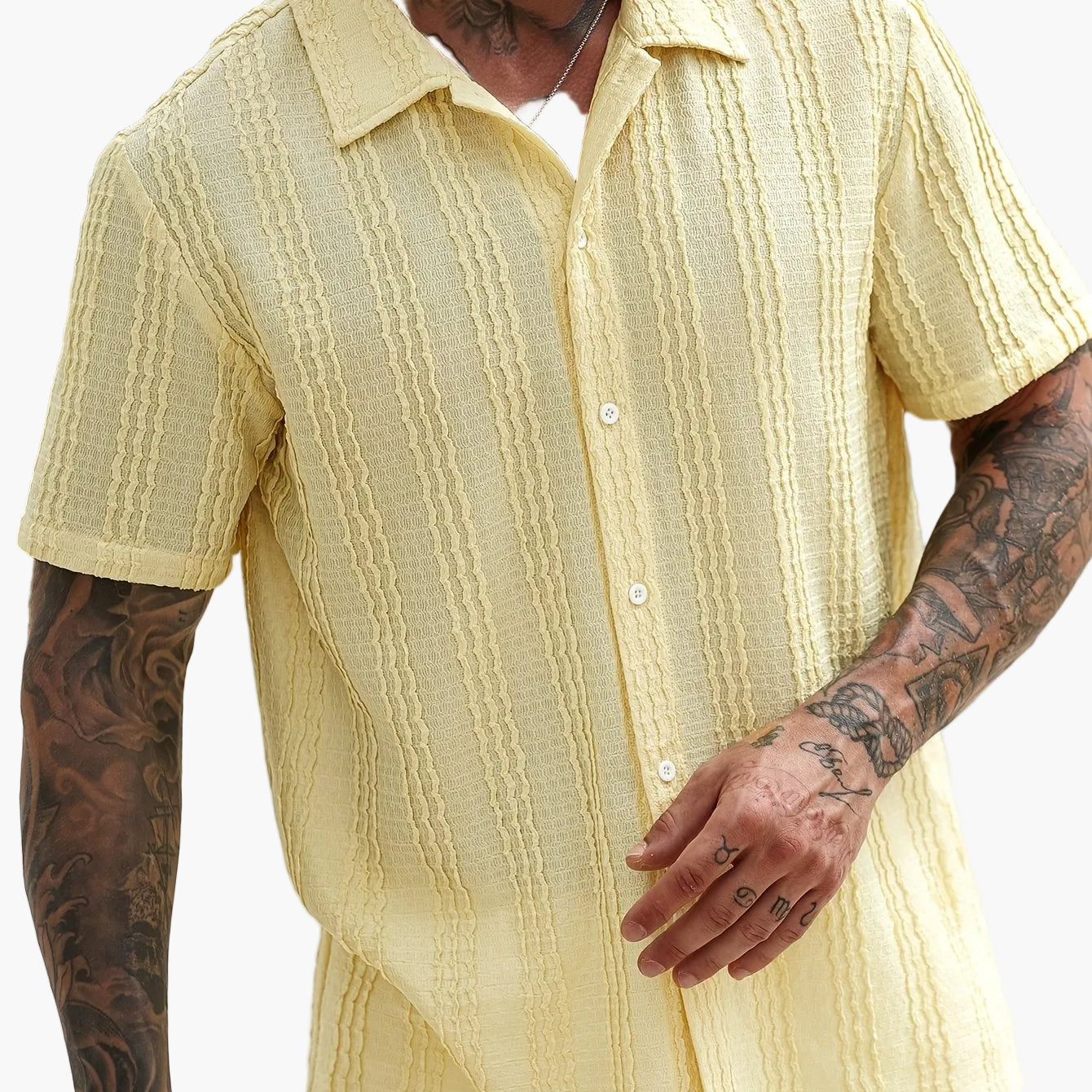 Men's Short-Sleeve Striped Shirt – Modern Summer Shirt for Leisure & Vacation