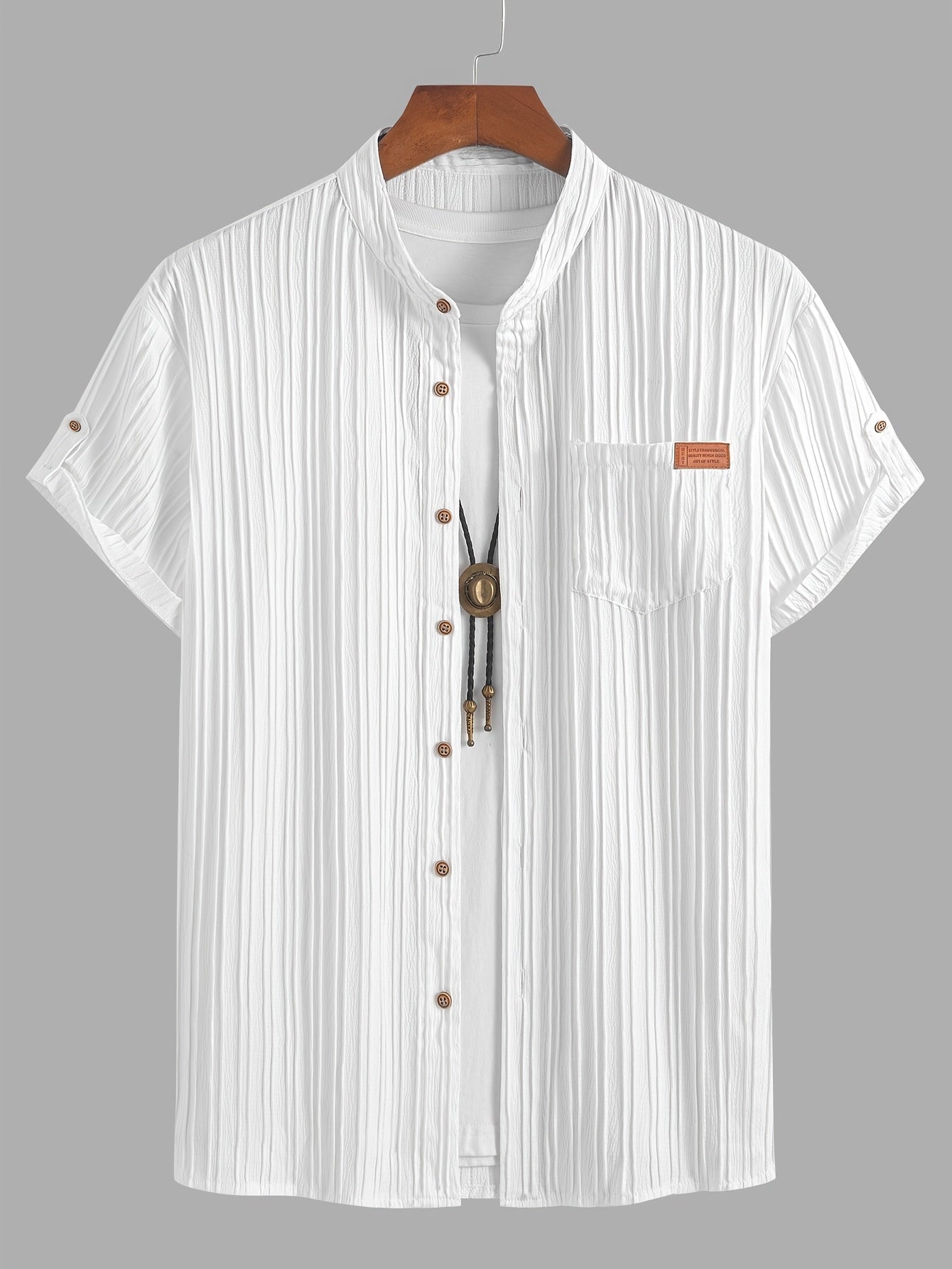 Men's short-sleeve shirt with pleated texture and stand-up collar – modern casual shirt for summer & vacation