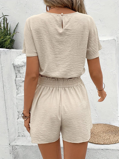 Women's Casual Set – Two-Piece Summer Outfit with Crop Top and High Waist Shorts, Casual Style