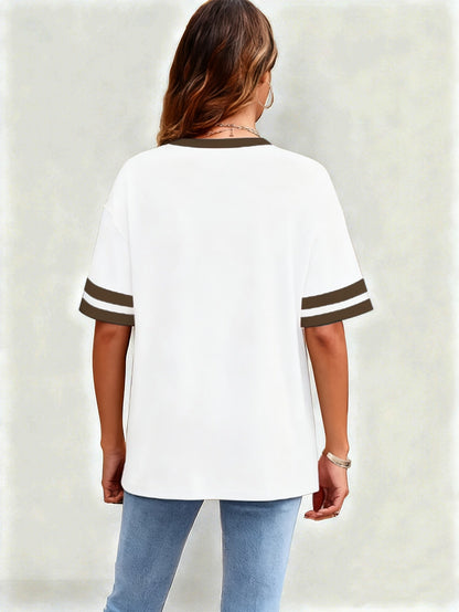 Damen T-Shirt mit Herz-Print und Kontraststreifen – Modisches Freizeitshirt für Frühling und Sommer