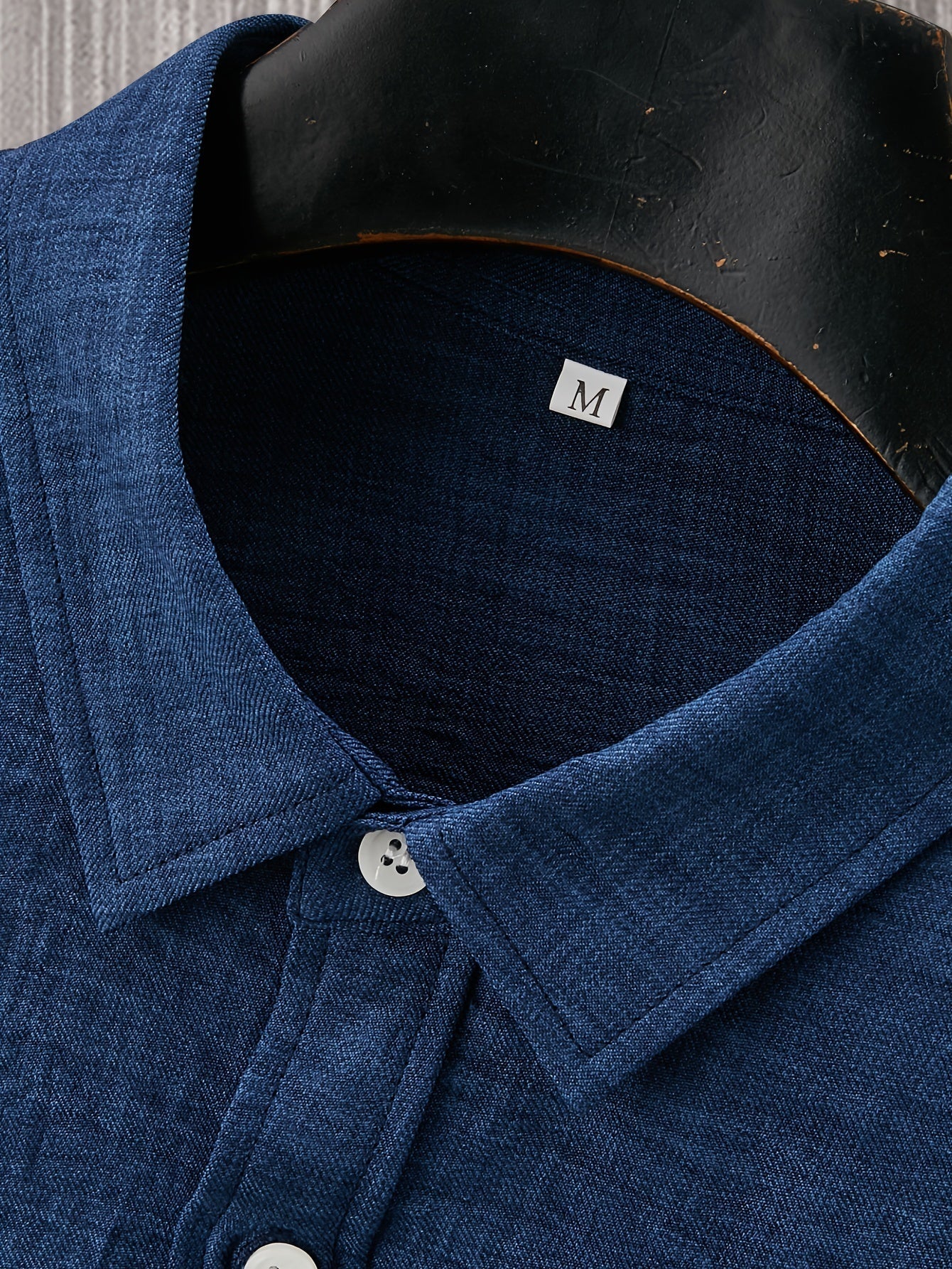 Men's Casual Short-Sleeve Shirt with Button Placket – Summer Regular Fit, Modern Design