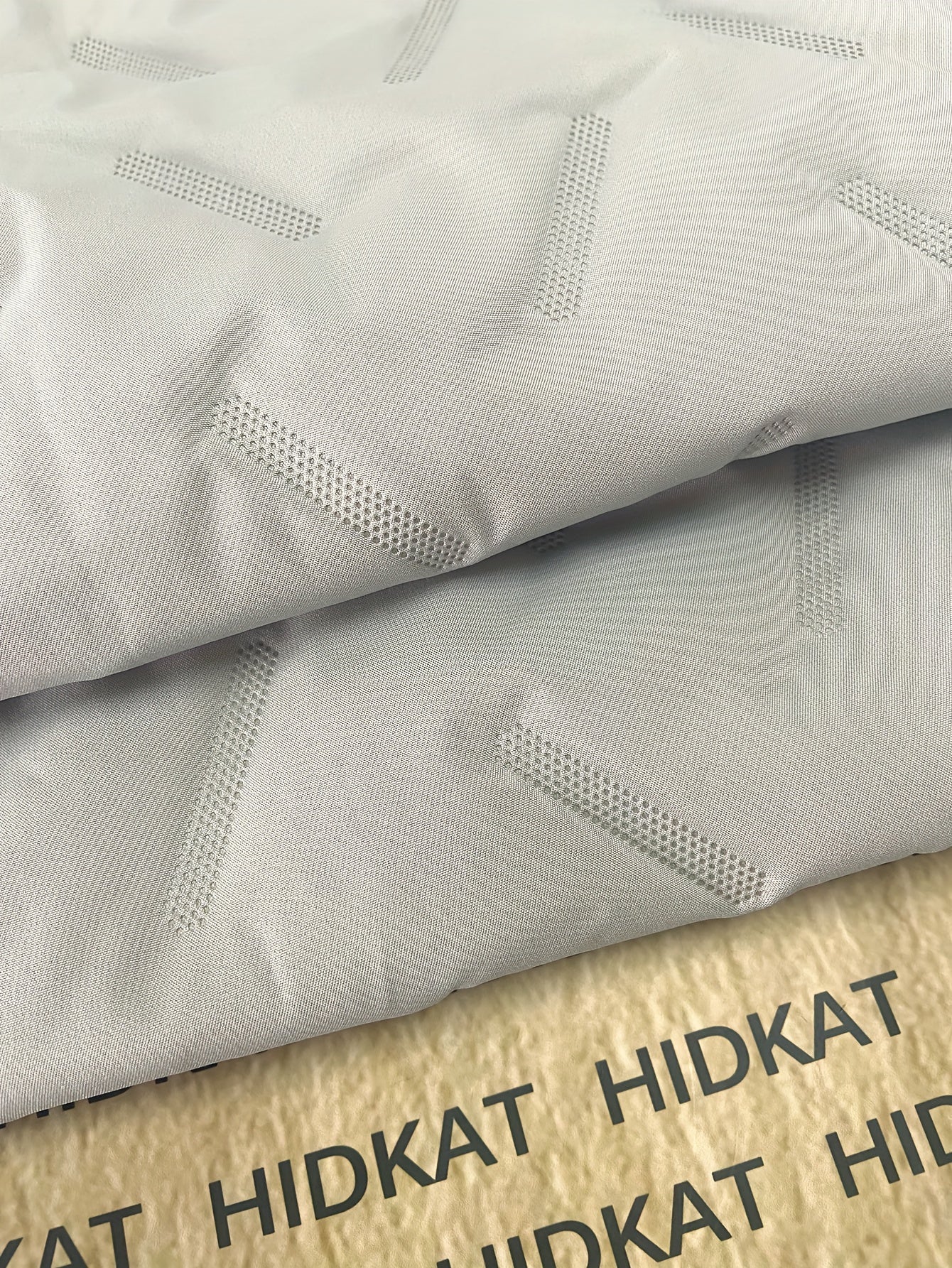 Unisex insulated thermal trousers with a pattern and drawstring waist