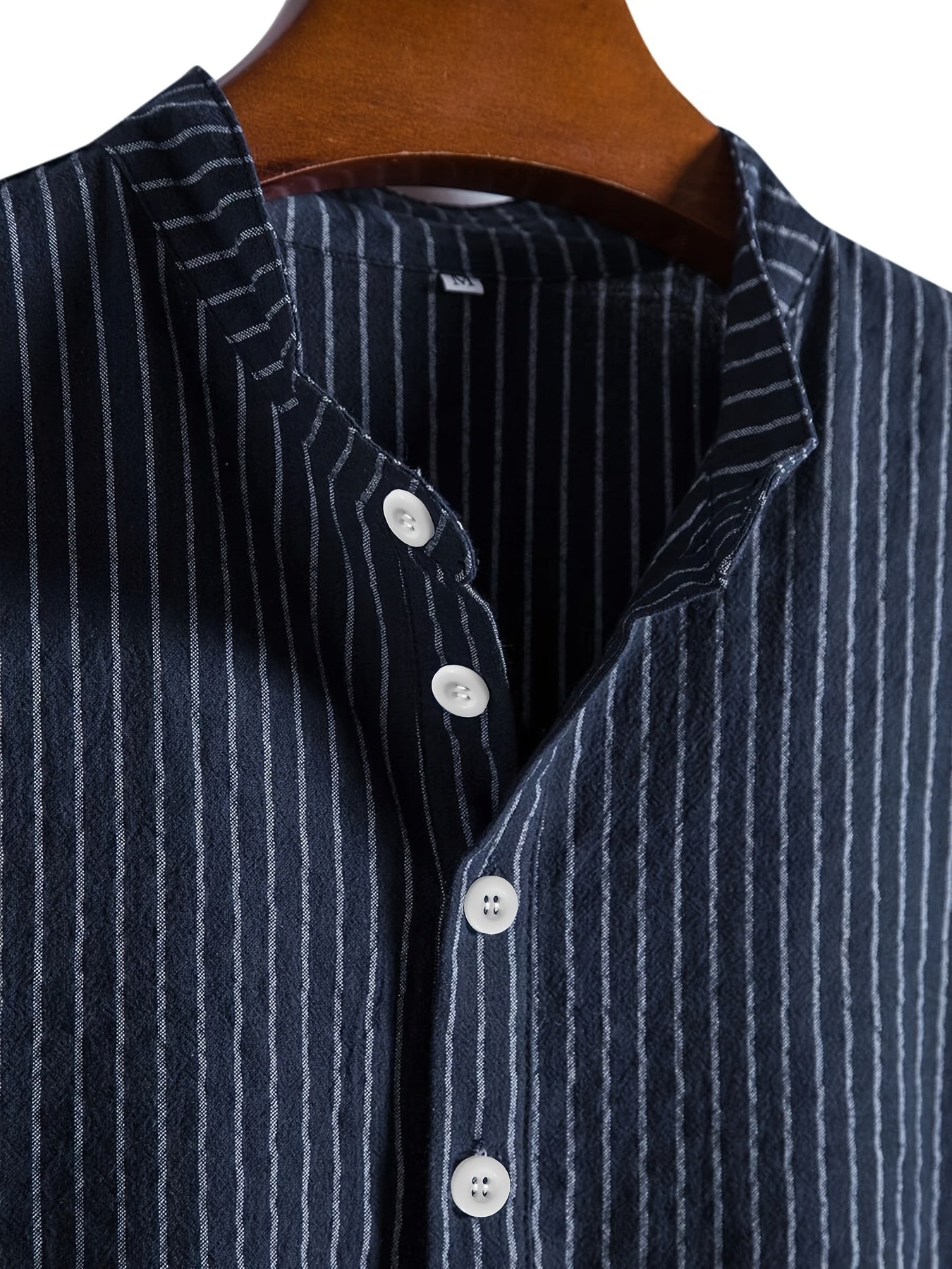 Men's Casual Short-Sleeve Shirt with Stand-Up Collar and Button Placket – Striped Regular Fit Summer Shirt
