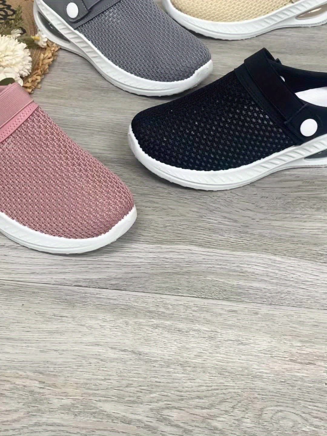 Women's Slip-On Mesh Clogs Comfortable Casual Shoes Sporty Style