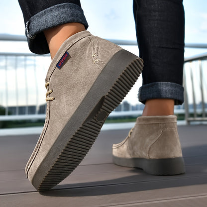 Men's moccasin-style chukka boots with laces and a comfortable sole