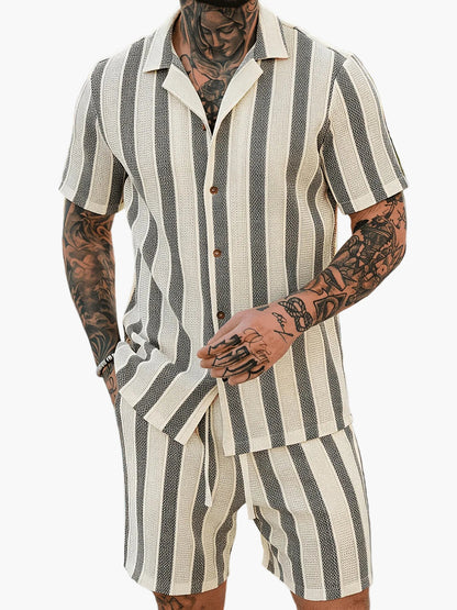 Men's Summer Set – Striped Casual Outfit with Short-Sleeve Shirt and Shorts, Ideal for Vacation & Everyday Wear