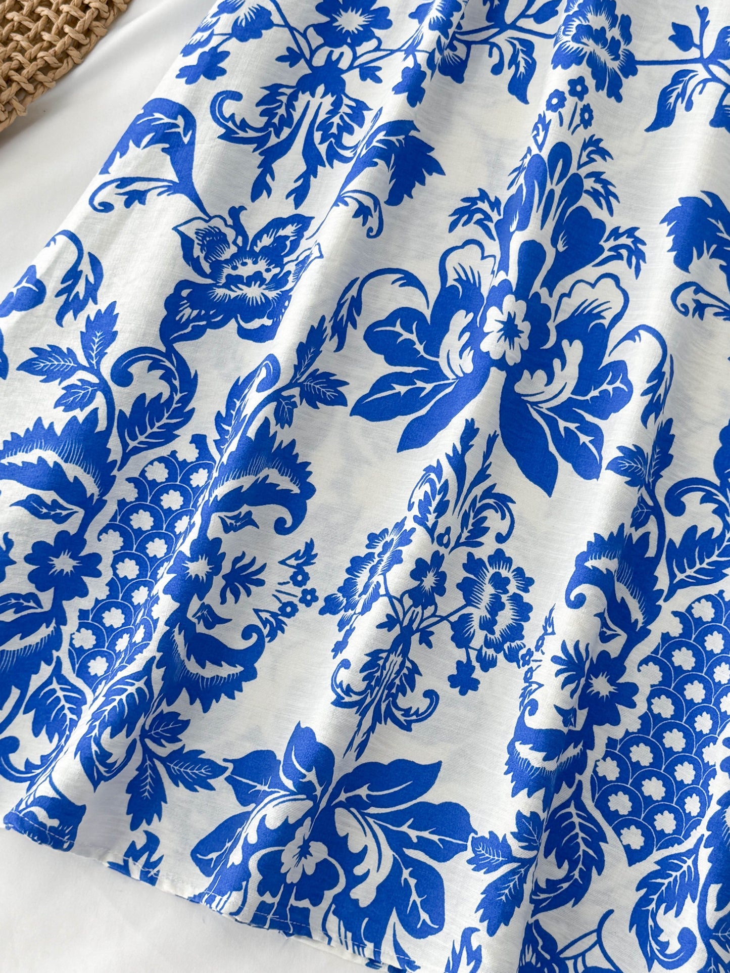 Women's summer midi dress with floral pattern and tie belt – Elegant casual and vacation outfit
