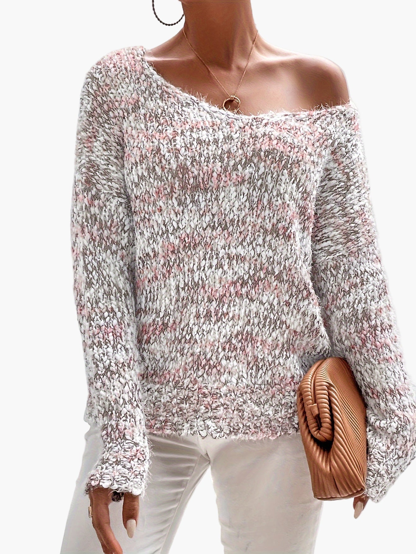 Women's knitted sweater in a loose casual style – perfect for autumn & winter