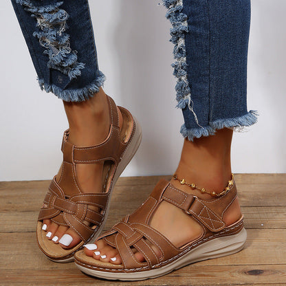 Amanda – Vintage Wedge Sandals in Plus Sizes