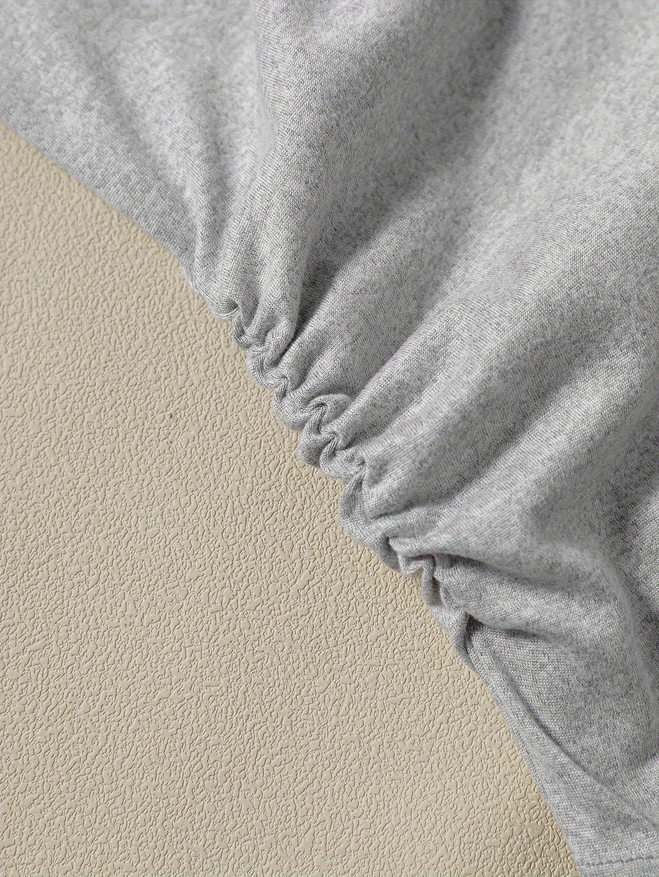 Damen Modernes Kurzarm Shirt mit Layer-Look und Minimalistischem Stil – Perfekt für Freizeit & Alltag