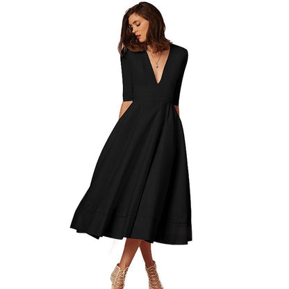 Jasmine – V-neck Dress in Retro 60s Swing Style