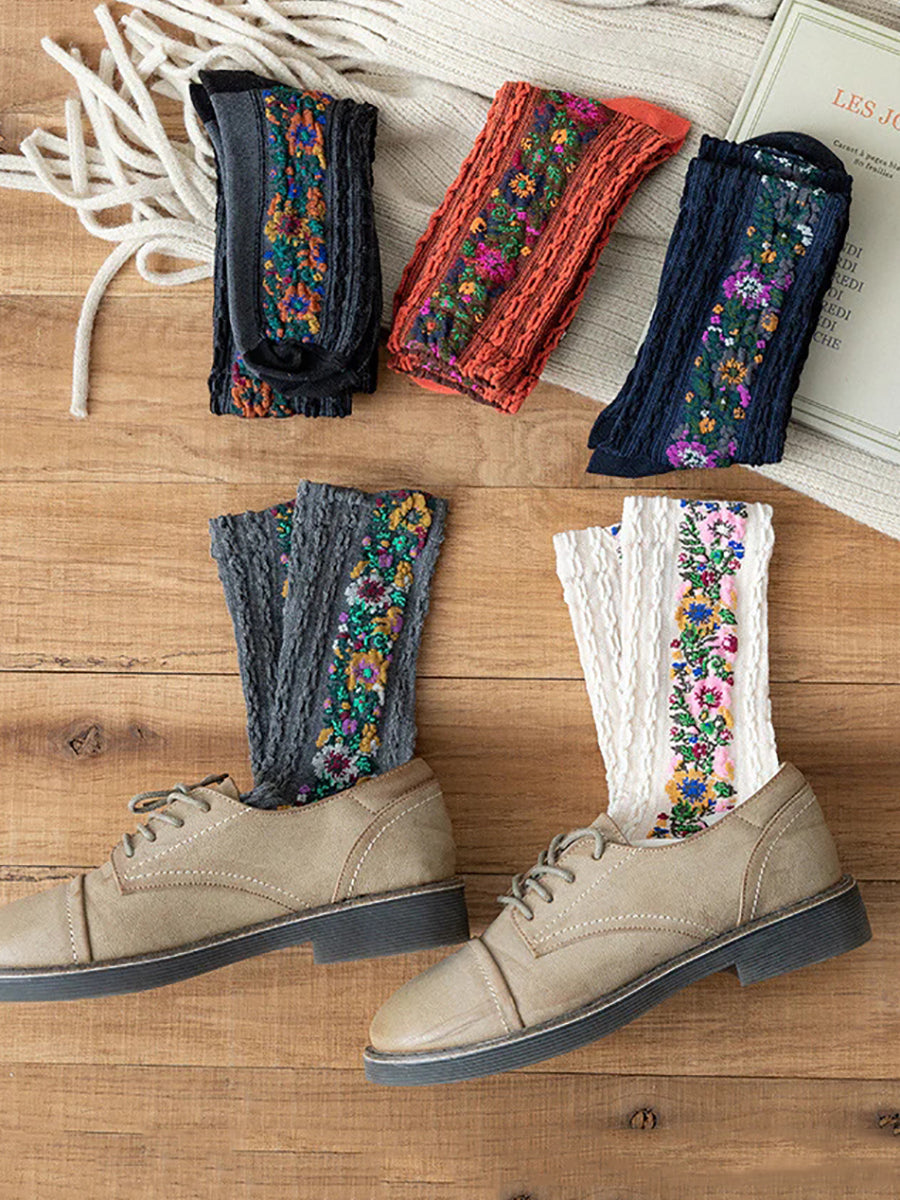 Women's Vintage Socks with Floral Embroidery – Elegant Jacquard Socks in Retro Style, Pack of 5