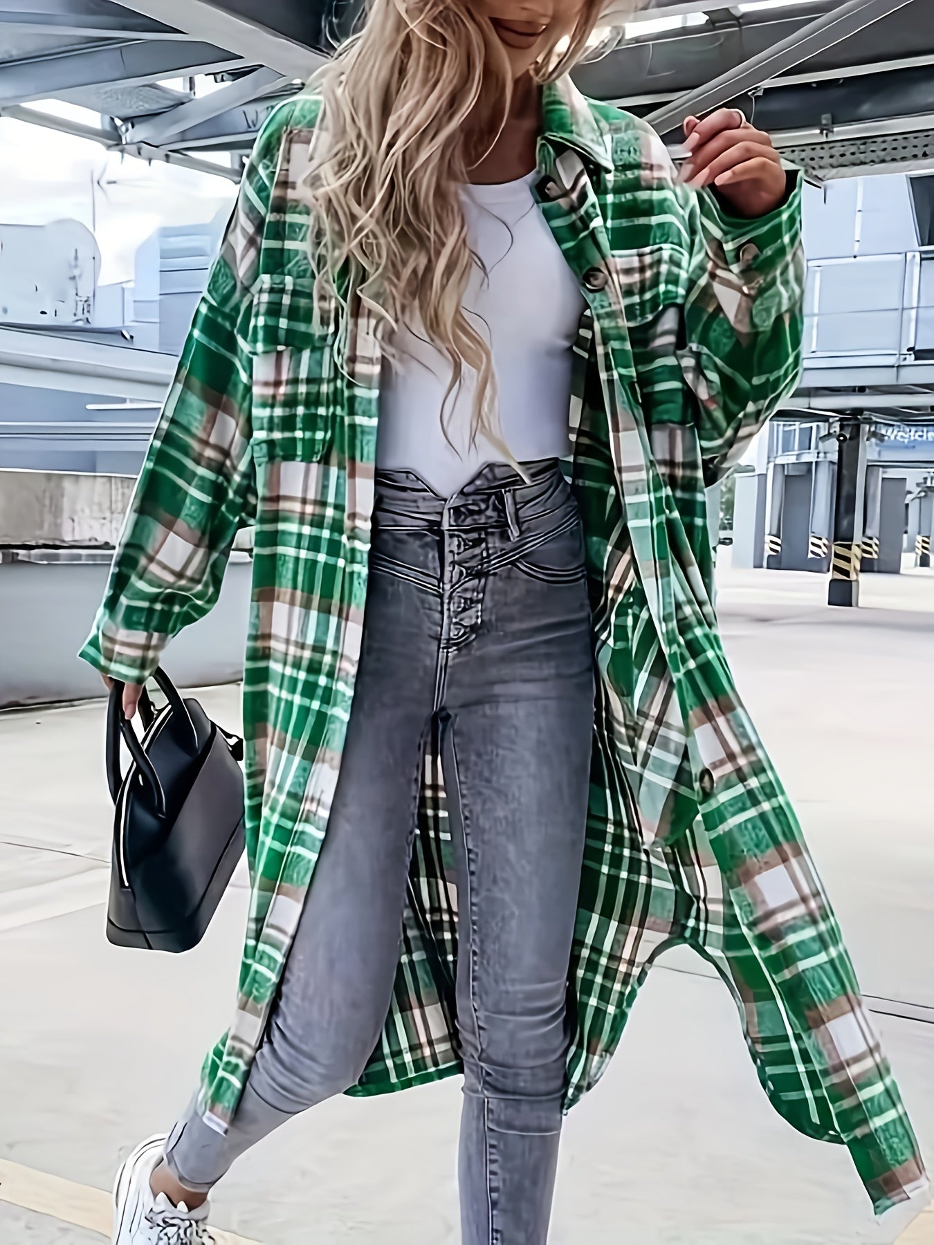 Women's Long Checked Oversize Shacket in Casual Look for Spring and Autumn