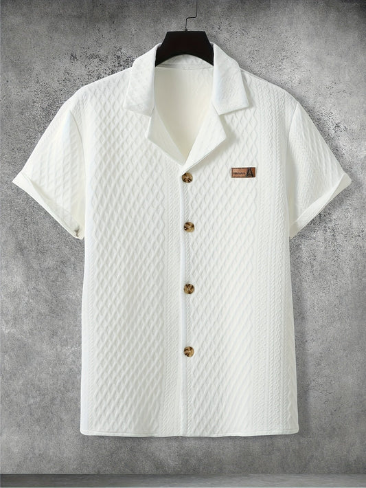 Men's short-sleeve shirt with textured pattern and notch collar – modern casual shirt for stylish occasions