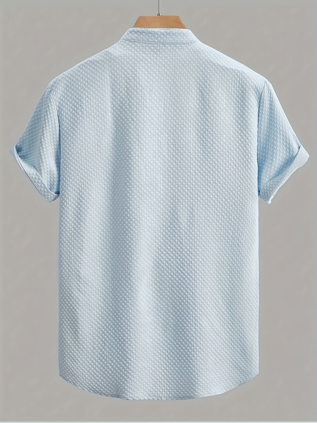 Men's casual shirt with short sleeves and stand-up collar – modern summer shirt for everyday and leisure use