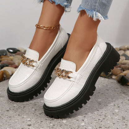 Damen Chunky Chain Loafer Slip-Ons – Modische Alltagsschuhe mit Plateau und Kettendetail